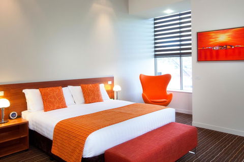 Mantra Charles Hotel - Accommodation Perth 1