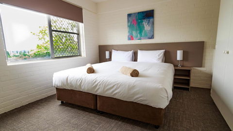Adina Place Motel Apartments - Perth Resorts 2