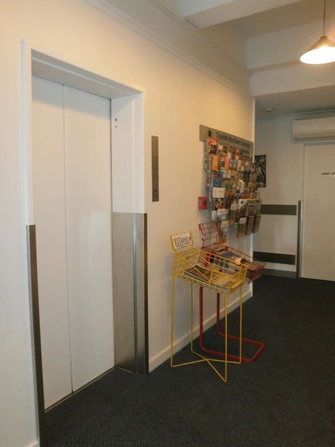 Adina Place Motel Apartments - Perth Resorts 20