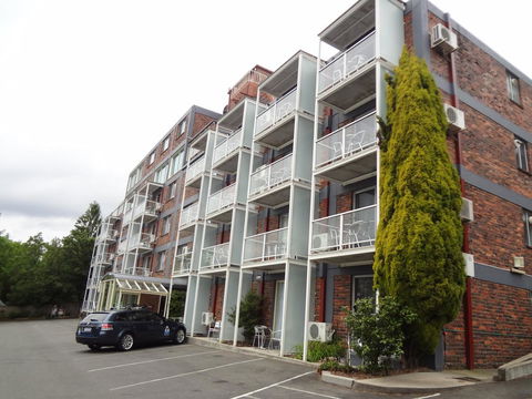 Adina Place Motel Apartments - Perth Resorts 0