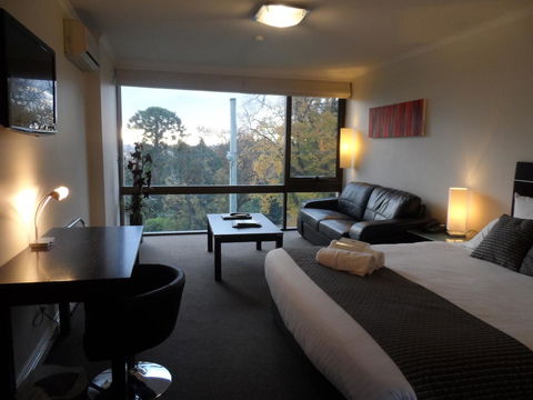 Commodore Regent - Accommodation Perth 5
