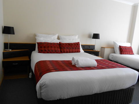 Commodore Regent - Accommodation Perth 7