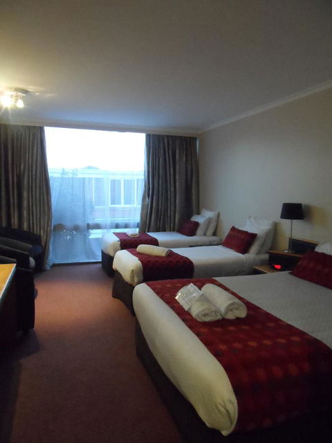 Commodore Regent - Accommodation Perth 17