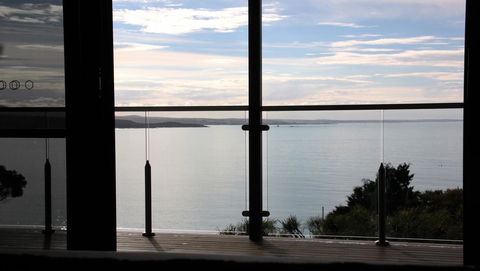 SEA EAGLE COTTAGE Amazing Views Of Bay Of Fires - Accommodation Perth 25