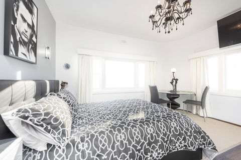 Jones On Wilson Boutique B&B - Perth Resorts 20