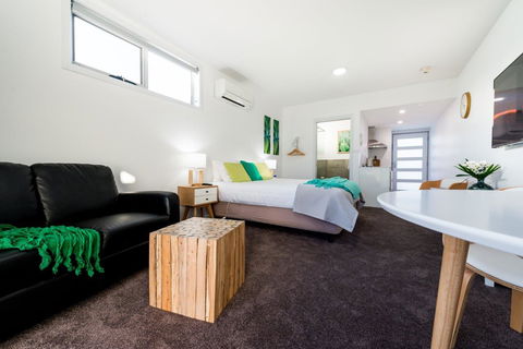 Ulverstone River Edge HolidayApartments - Accommodation Perth 3