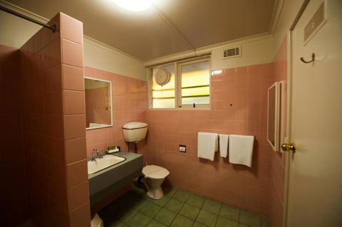 Parklane Motel - Accommodation Perth 6