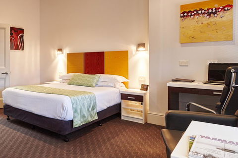 Auldington Hotel - Perth Resorts 13