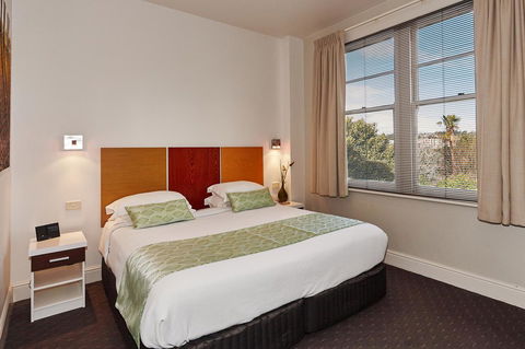Auldington Hotel - Perth Resorts 8
