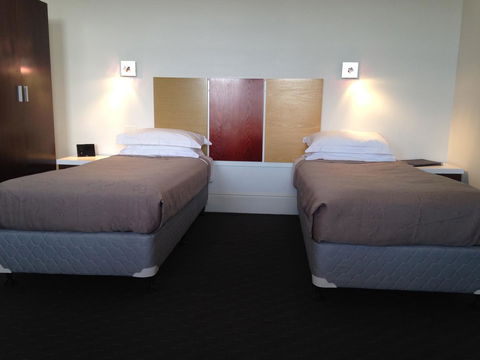 Auldington Hotel - Perth Resorts 22