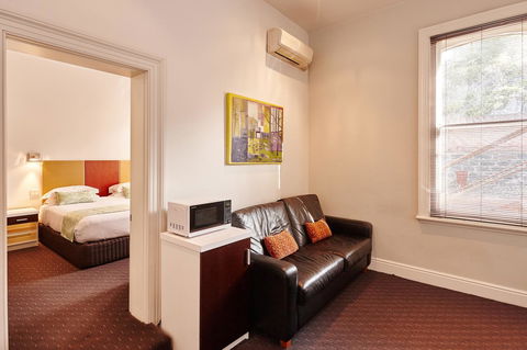 Auldington Hotel - Perth Resorts 16