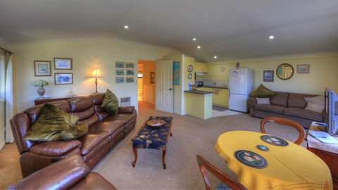 Birchwood On The River - Devonport, Tasmania - Self-Contained And Self-Catering Accommodation - Accommodation Perth 17