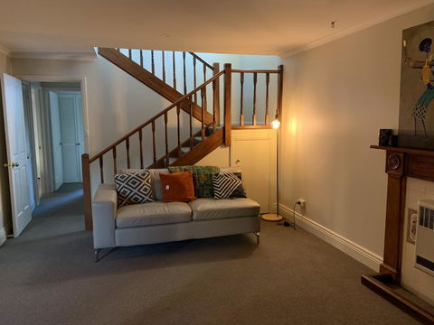 City Townhouse Walking Distance To City - Accommodation Perth 1