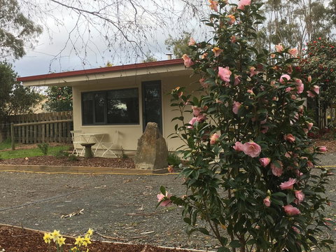 Karoola Cottage Self Contained - Accommodation Perth 1