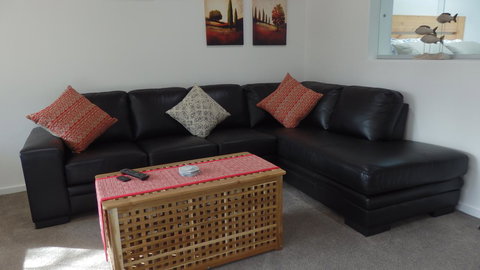 Karoola Cottage Self Contained - Accommodation Perth 4