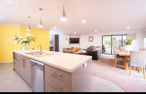 Euphoria House - Accommodation Perth 0