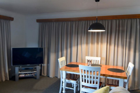Beach Break Bicheno - Perth Resorts 8