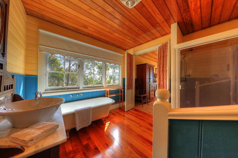 Island View Spa Cottage - Accommodation Perth 3