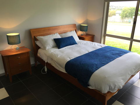 Island Breeze Motel - Perth Resorts 4