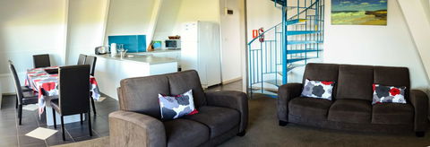 Island Breeze Motel - Perth Resorts 26