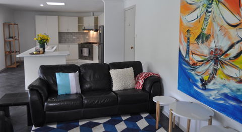 Island Breeze Motel - Perth Resorts 5