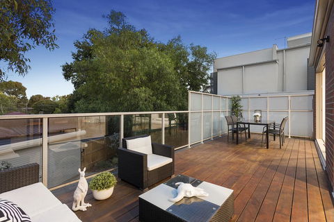 NEW Inner Melb Luxury Modern Grand Holiday House - Great Location, Wifi, Parking - Perth Resorts 2
