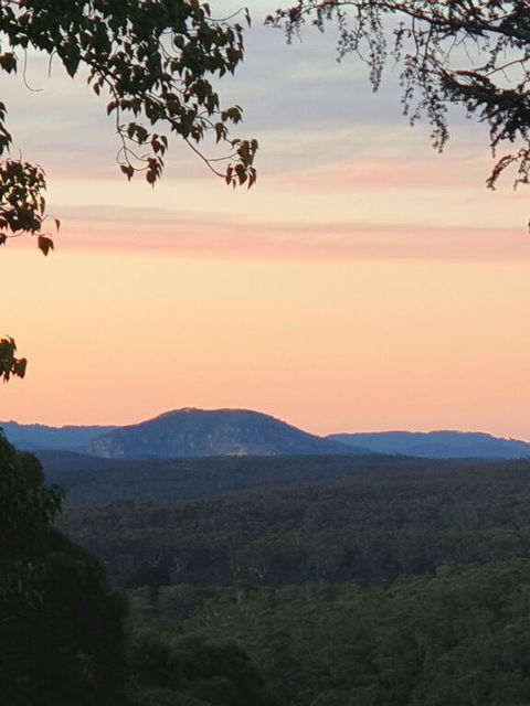 NEW Winston Cottage Leura Views & Location - Perth Resorts 3