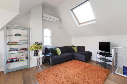 New York Loft Style Apartment 4 Km To CBD - Accommodation Perth 2