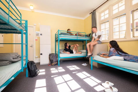 Newcastle Beach YHA - Accommodation Perth 1
