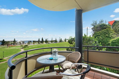 Newcastle Short Stay Apartments - Flagstaff Apartment - Accommodation Perth 0
