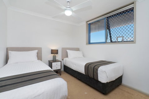Newcastle Short Stay Apartments - Sandbar Newcastle Beach - Accommodation Perth 2