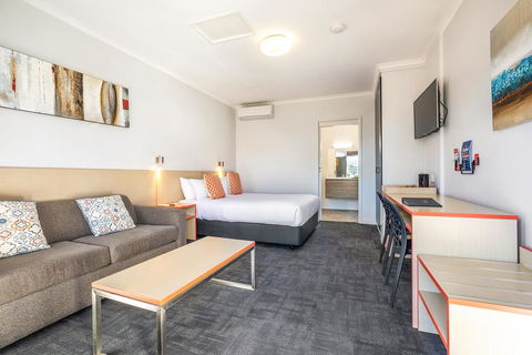 Nightcap At Ferntree Gully Hotel Motel - Perth Resorts 0