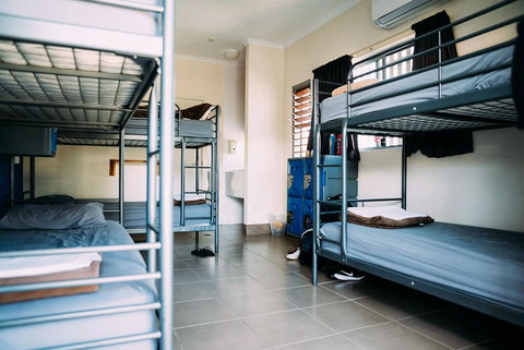 Noosa Flashpackers - Accommodation Perth 1
