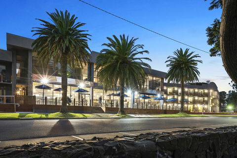 North Pier Hotel - Perth Resorts 0