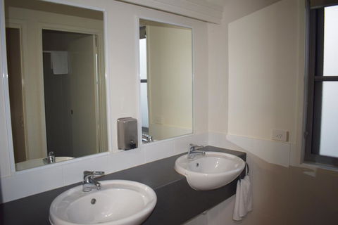 NRMA Sydney Lakeside Holiday Park - Accommodation Perth 3