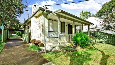 Ocean Beach Cottage - Accommodation Perth 2