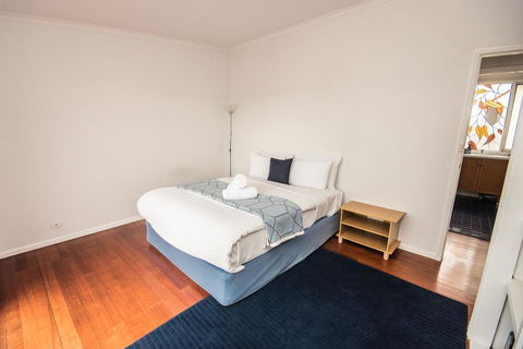 Ocean View Getaway - Accommodation Perth 3