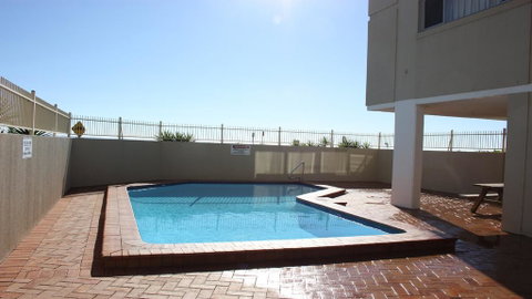 Oceanic 1 - On Forster Main Beach! - Accommodation Perth 3