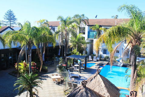 Oceanside Hawks Nest - Perth Resorts 1