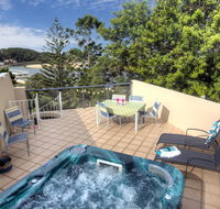 oceanview 6 with rooftop terrace  spa - Perth Resorts