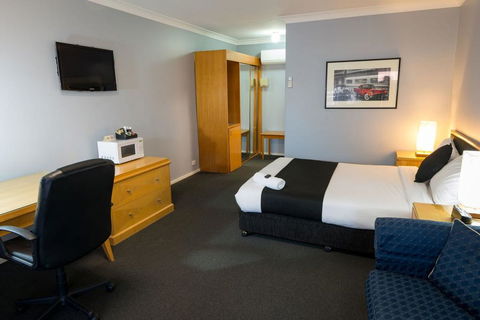 Old Maitland Inn - Accommodation Perth 3