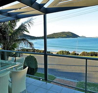 On the Beach  Fingal Bay - Accommodation Perth