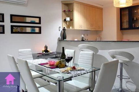 On The STRAND Marina Spacious 3 Brms BEACH Casino - Accommodation Perth 2