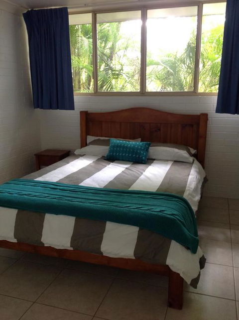 Orchid Beach Apartments - Accommodation Perth 3