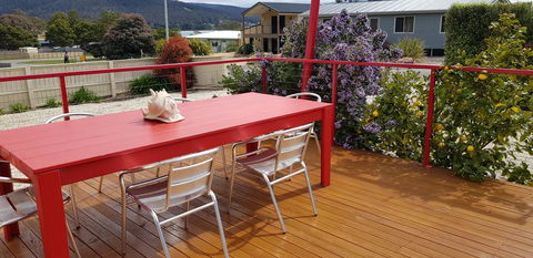 Orford Holiday House - Perth Resorts 3