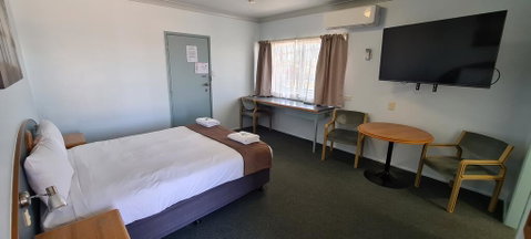 Oscar Motel - Accommodation Perth 1