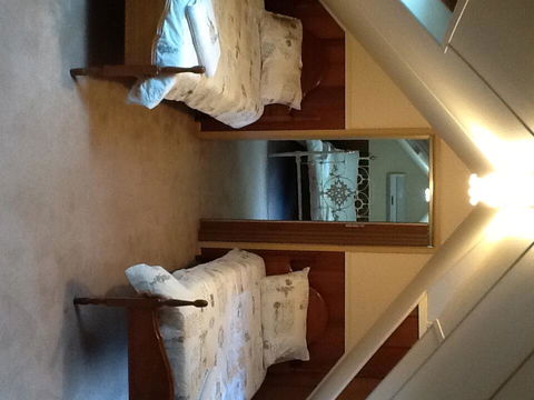 Overnewton Castle - Perth Resorts 3