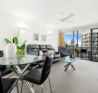Pacific Resort in the Heart of Broadbeach - Accommodation Perth