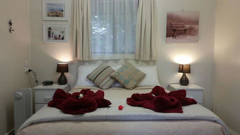 Padthaway Caravan Park - Accommodation Perth 2