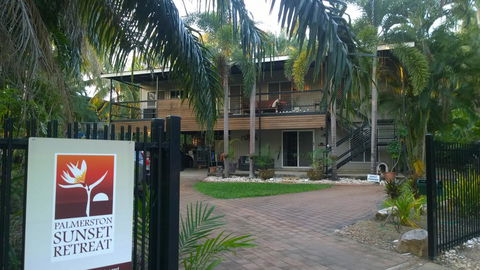 Palmerston Sunset Retreat - Perth Resorts 1